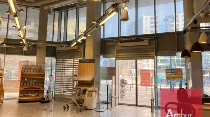 Local commercial à louer à Montpellier emplacement d'angle quartier dynamique - Offre immobilière - Arthur Loyd