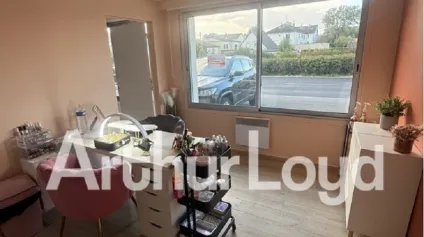 Local professionnel - A LOUER - CAEN - Offre immobilière - Arthur Loyd