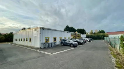 Bâtiment privatif 950m2, Neuville en en Ferrain, terrain 2 858m2 - Offre immobilière - Arthur Loyd