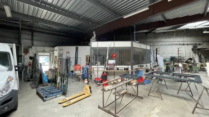 local d'activité - Négoce 365 m² environ - Offre immobilière - Arthur Loyd