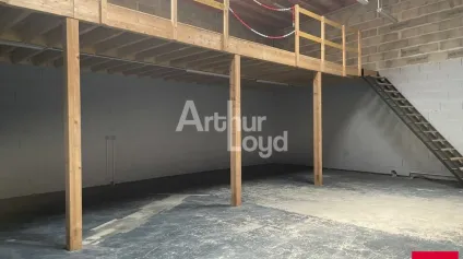 LE PLESSIS GRAMMOIRE LOCAL D'ACTIVITÉ 225 M² A VENDRE - Offre immobilière - Arthur Loyd