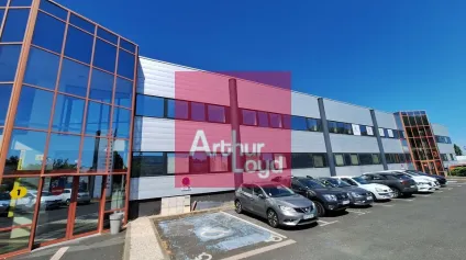 CLERMONT-FERRAND ZI BREZET A LOUER BUREAUX 251 M² - Offre immobilière - Arthur Loyd