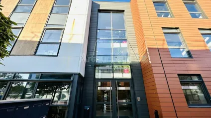 BUREAUX à LOUER de 74.4 m² - Offre immobilière - Arthur Loyd