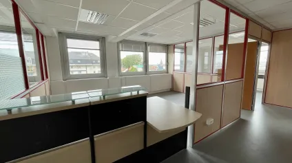 EN COEUR DE VILLE - PLATEAUX DE BUREAUX AU SEIN D'UN IMMEUBLE TERTIAIRE - Offre immobilière - Arthur Loyd