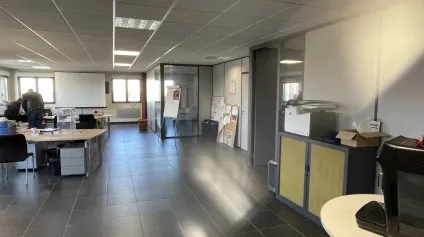 Vos bureaux à la location, prêts à l'emploi à mi chemin entre Lille et Valenciennes . - Offre immobilière - Arthur Loyd