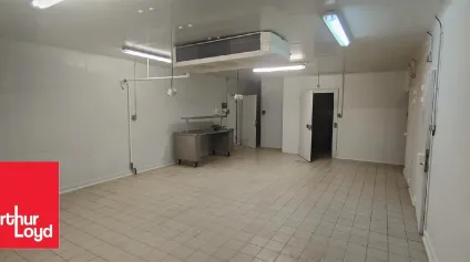Local d'activité à vendre à PRUNAY LE GILLON 28360 - Offre immobilière - Arthur Loyd
