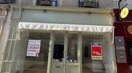 Local commercial à louer à CHARTRES 28000 - Offre immobilière - Arthur Loyd