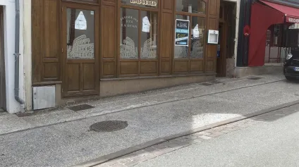 Local commercial à louer à COURVILLE SUR EURE 28190 - Offre immobilière - Arthur Loyd