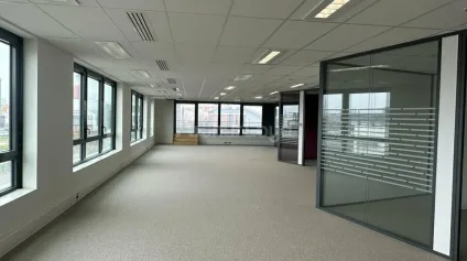 BUREAUX à LOUER de 845 m² - Offre immobilière - Arthur Loyd