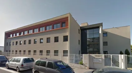 Bureaux de standing à louer avec parkings en ZFU - 13016 Marseille - Offre immobilière - Arthur Loyd