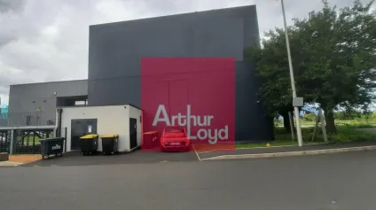 AULNAT A VENDRE LOCAL ACTIVITE 482 M² - BATIMENT INDEPENDANT - Offre immobilière - Arthur Loyd