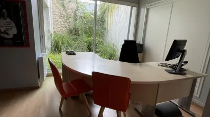 A VENDRE - BUREAUX DE 65 M - AURAY - Offre immobilière - Arthur Loyd