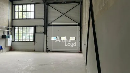 ORMOY LOCAUX ARTISANS A LOUER - Offre immobilière - Arthur Loyd