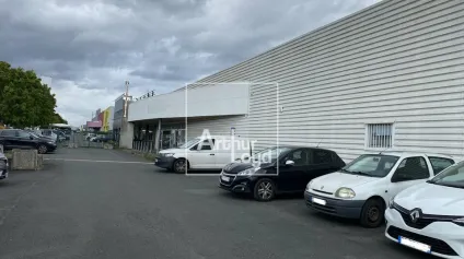 VILLABE BATIMENT INDEPENDANT A VENDRE - Offre immobilière - Arthur Loyd