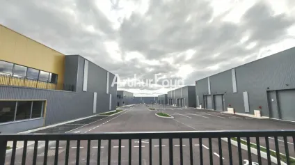 A LOUER - CELLULES D'ACTIVITÉ NEUVES - Offre immobilière - Arthur Loyd