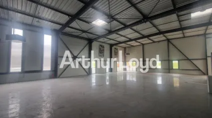 <br />Local d'activité - À vendre - Cormelles-Le-Royal<br /> - Offre immobilière - Arthur Loyd