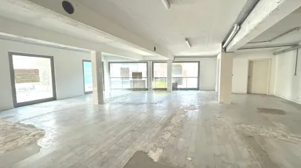 BUREAUX à LOUER de 131 m² - Offre immobilière - Arthur Loyd