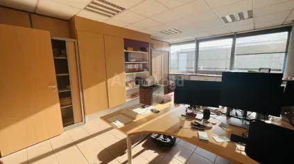 BUREAUX à LOUER de 483 m² - Offre immobilière - Arthur Loyd