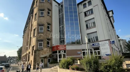 BUREAUX à LOUER de 1769 m² - Offre immobilière - Arthur Loyd