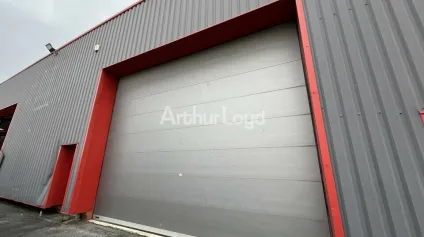 LOCAL D'ACTIVITÉ / ENTREPOT REIMS FARMAN ENVIRON 1562m2 - Offre immobilière - Arthur Loyd