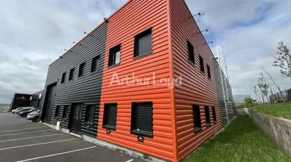 A louer - Local d'activité de 720 m2 à La Croix Blandin - Offre immobilière - Arthur Loyd