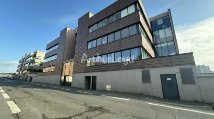 PLATEAUX DE BUREAUX D'ENVIRON 305M2 SECTEUR CLAIRMARAIS - Offre immobilière - Arthur Loyd