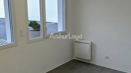 Local professionnel d'environ 42 m2 - Avenue de Laon - Offre immobilière - Arthur Loyd