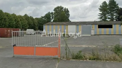 A louer dans ZI deMUIZON un entrepôt d'environ 850M2 - Offre immobilière - Arthur Loyd