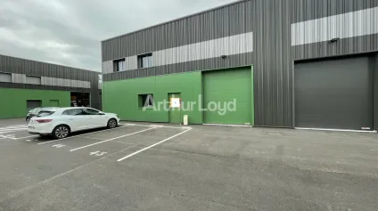 A Louer - Entrepôt de 200m2 secteur ZAC CROIX BLANDIN - Offre immobilière - Arthur Loyd