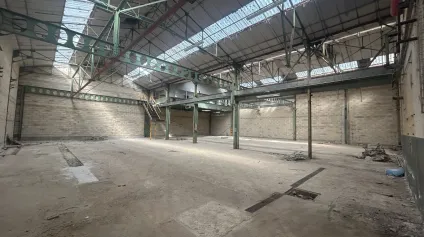 A LOUER - LOCAUX D'ACTIVITÉS - 965 M2 - SAINT-QUENTIN : - Offre immobilière - Arthur Loyd