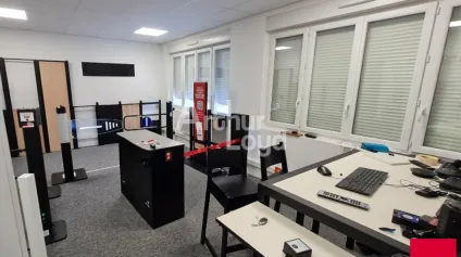 CHATEAUROUX METROPOLE - A LOUER - ESPACE DE BUREAUX - 70m² - 2209 - Offre immobilière - Arthur Loyd