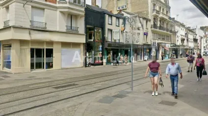 Local commercial d'environ 100m2 à louer - secteur hyper-centre de Reims - Offre immobilière - Arthur Loyd