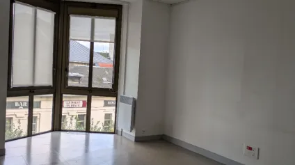 COURS JOURDAN BUREAU 128.28 m² 2 places de parking - Offre immobilière - Arthur Loyd