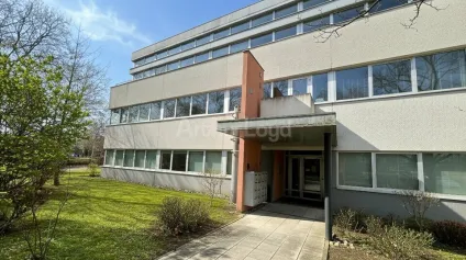 BUREAUX à VENDRE de 1175.98 m² - Offre immobilière - Arthur Loyd