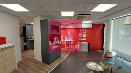 LOCAL COMMERCIAL A LOUER 107 M² CLERMONT-FERRAND - Offre immobilière - Arthur Loyd