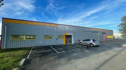 A louer local 610 m² environ en ZAC - secteur LUCON (85) - Offre immobilière - Arthur Loyd