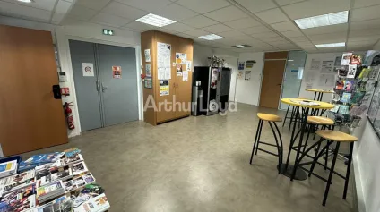 Plateaux de bureaux d'environ 542 m2 et 17 places de parkings - Gare TGV REIMS CENTRE - Offre immobilière - Arthur Loyd