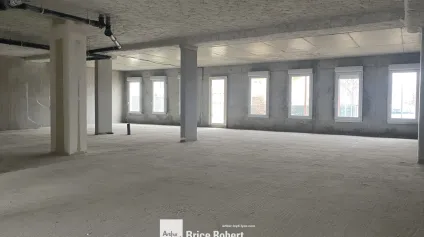 Local commercial à vendre - Idéal professions médicales - Brignais - Offre immobilière - Arthur Loyd