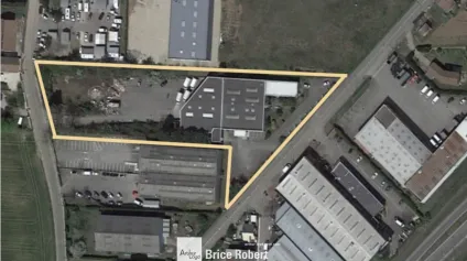 A VENDRE OU A LOUER - Bâtiment d'activité neuf avec 4 quais poids lourds - situé à Corbas - Offre immobilière - Arthur Loyd