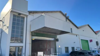 Local d'activité à la vente ou location situé à Lyon - Offre immobilière - Arthur Loyd