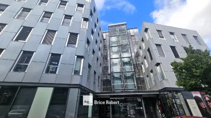 A louer - LE QUADRILLE - Bureaux dans un immeuble tertiaire - Lyon 8ème - Offre immobilière - Arthur Loyd