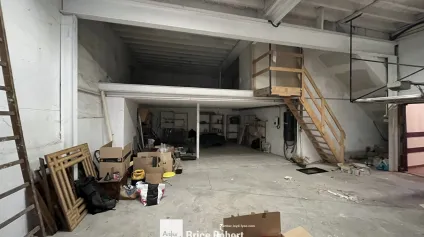 à louer - Local de stockage situé proche du métro - Lyon 3ème - Offre immobilière - Arthur Loyd