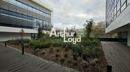 A LOUER SURFACE DE BUREAUX DE 422M² NEUFS AMENAGES DANS IMMEUBLE DERNIERE GENERATION - Offre immobilière - Arthur Loyd