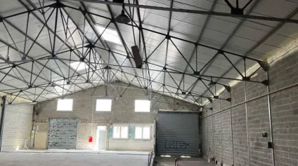 A LOUER - LOCAL D'ACTIVITÉ - 575 M2 - SAINT-QUENTIN - Offre immobilière - Arthur Loyd