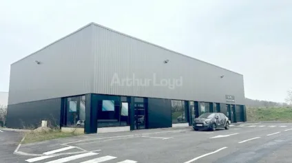 LOCAL COMMERCIAL à VENDRE de 323 m² - Offre immobilière - Arthur Loyd
