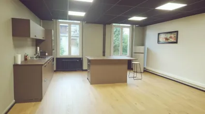 Plateau de bureaux rénové de 107 m² à vendre  Situation premium sur les quais de Tulle - Offre immobilière - Arthur Loyd