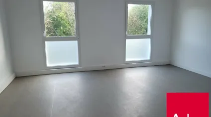 SAINT JEAN DE LUZ, ESPACE BUREAUX DE 22 M²- PROCHE GRANDS AXES - Offre immobilière - Arthur Loyd