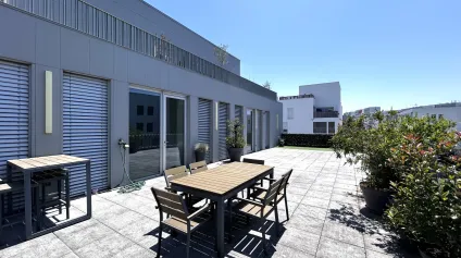 Bureaux à vendre à Bordeaux Lac 571 m² avec terrasse privative et parkings - Offre immobilière - Arthur Loyd