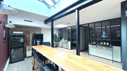 A louer - Bureaux atypiques 200 m² - Bordeaux Chartrons - Offre immobilière - Arthur Loyd