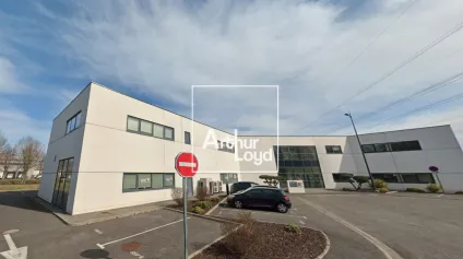 BUREAUX À LOUER - ZONE EUROCENTRE - VILLENEUVE LES BOULOC - Offre immobilière - Arthur Loyd